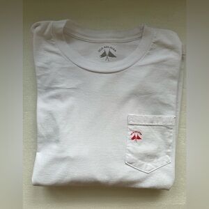 J CREW OLD SOLDIER COLAB SIZE LARGE WHITE GRAPHIC YACHT POCKET TEE